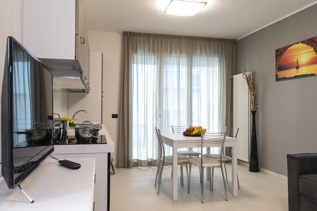 리미니 Residenza Riva Azzurra 아파트 호텔 외부 사진